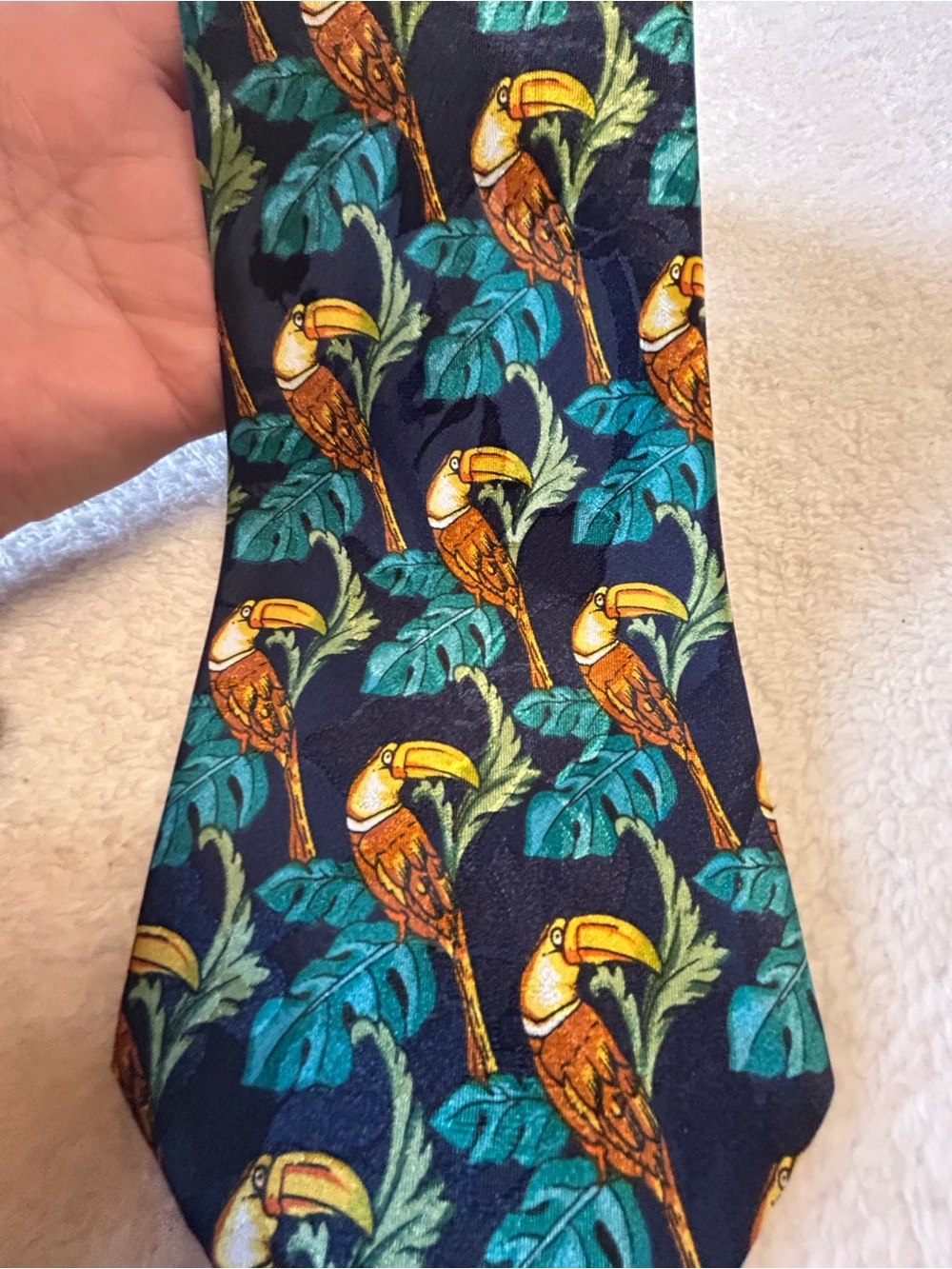 🎁3 for $30 - Classic Toucan Necktie
